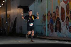 BIB: 5209
                            <button type="button" onclick="openModal(21742178)" class="btn btn-primary btn-sm float-right btn-popup" data-toggle="modal" data-target=".modal-high-quality">
                        <i class="fas fa-shopping-cart"></i> Add to Cart
                    </button>
                                            <button type="button" onclick="isThisMe(21742178, true)" class="btn btn-success btn-sm float-right btn-popup btn-isme hidden" data-toggle="tooltip" data-placement="bottom" title="นี่คือรูปของคุณใช่ไหม คลิกที่นี่เพื่อเอาเข้าอัลบั้ม">
                        <i class="fas fa-plus"></i> Add to album
                    </button>
                    <button type="button" onclick="isThisMe(21742178, false)" class="btn btn-warning btn-sm float-right btn-popup btn-isnotme hidden">
                        <i class="fas fa-ban"></i> Remove from album
                    </button>